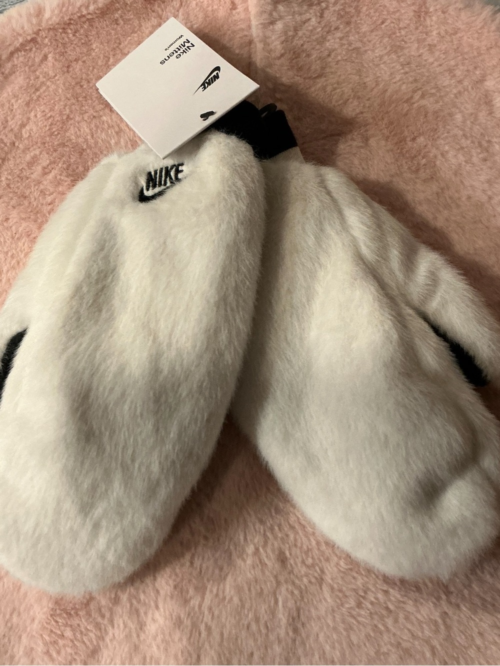 Nike Women’s Warm Faux Fur Mittens-X-Small/Small